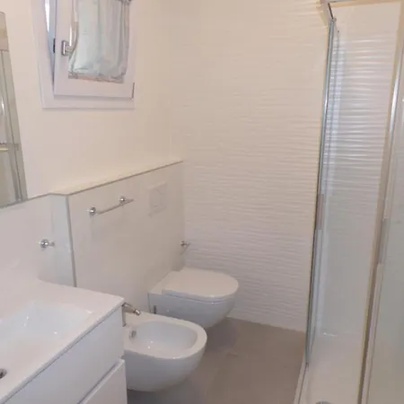 Apartment Style With Whirpool